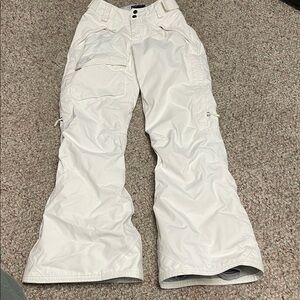 The northface White ski/Snow Pants in excellent condition